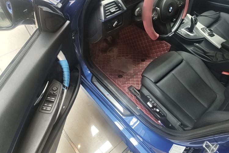 Used BMW 3 Series GT 2018 320i M Sport Edition Driver Seat