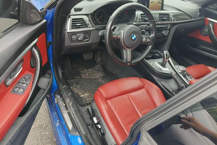 Used BMW 3 Series GT 2018 330i xDrive M Sport Edition Driver Seat
