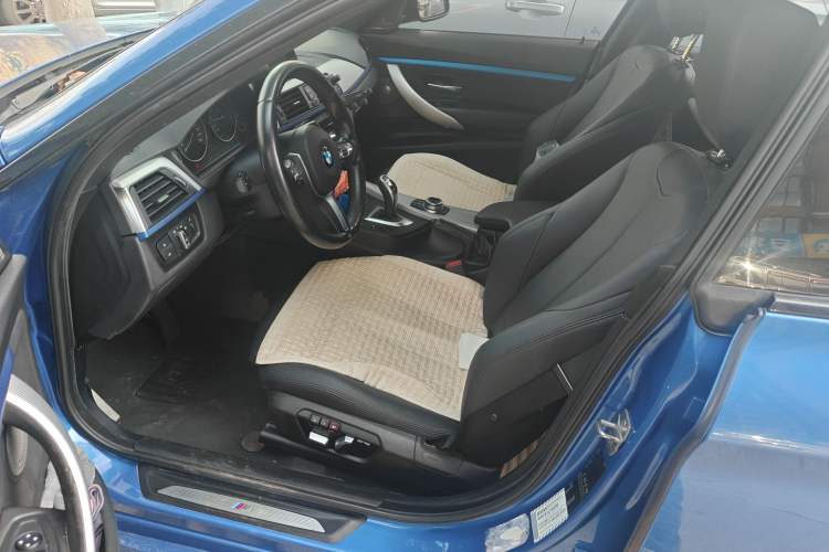 Used BMW 3 Series GT 2018 320i M Sport Edition Driver Seat