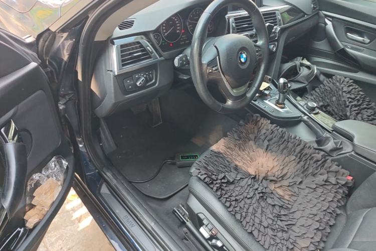 Used BMW 3 Series GT 2018 320i Sport Edition Driver Seat