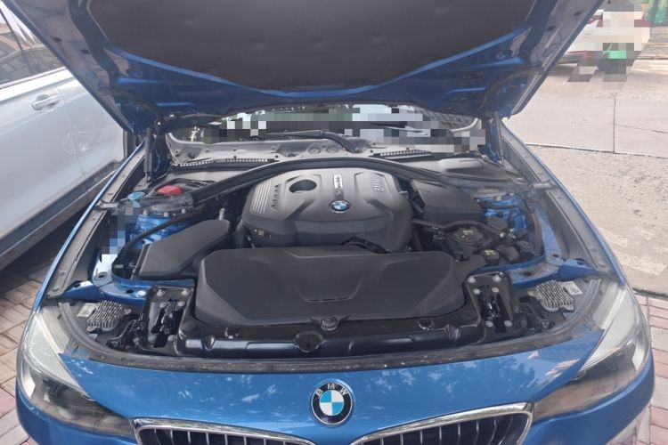 Used BMW 3 Series GT 2018 320i M Sport Edition Engine Bay