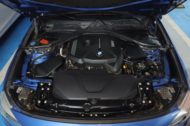 Used BMW 3 Series GT 2018 320i M Sport Edition Engine Bay