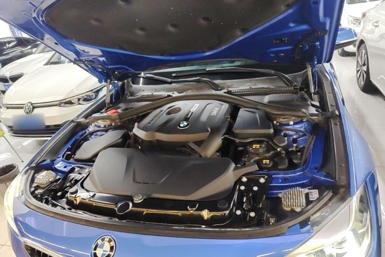 Used BMW 3 Series GT 2018 320i M Sport Edition Engine Bay