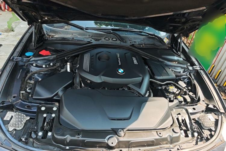Used BMW 3 Series GT 2018 320i Sport Edition Engine Bay