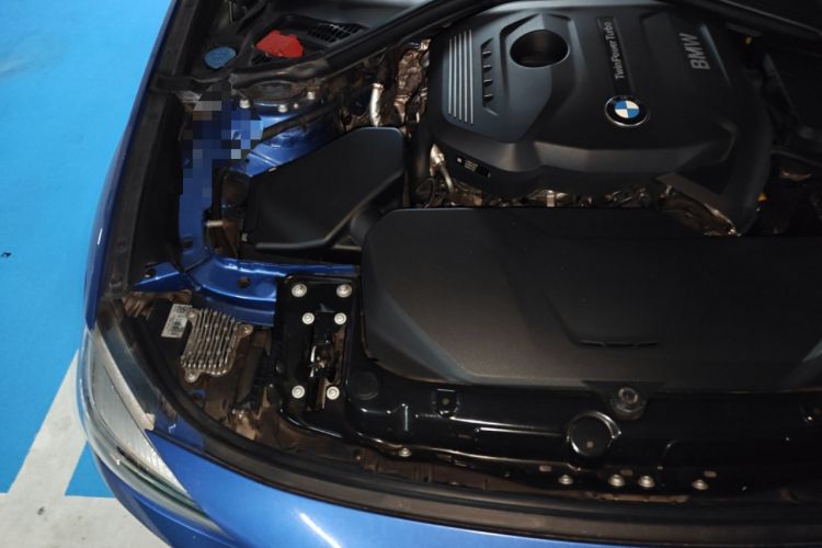 Used BMW 3 Series GT 2018 320i M Sport Edition Engine Bay Right