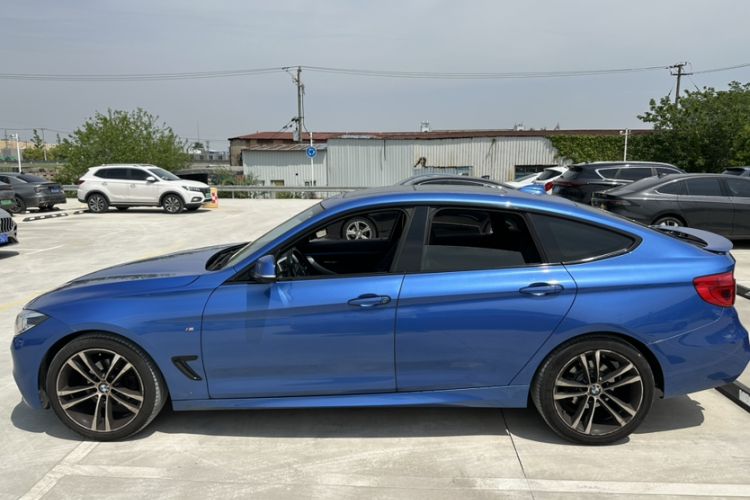 Used BMW 3 Series GT 2018 320i M Sport Edition Exterior 1
