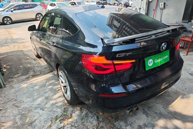 Used BMW 3 Series GT 2018 320i Sport Edition Exterior 2