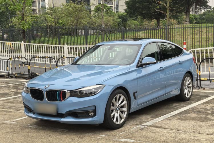 Used BMW 3 Series GT 2018 320i Sport Edition Exterior 3