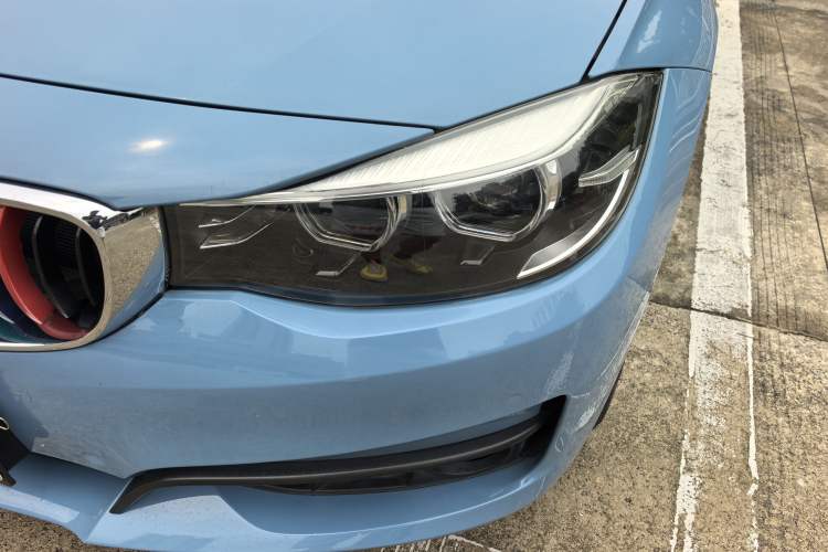 Used BMW 3 Series GT 2018 320i Sport Edition Exterior 4