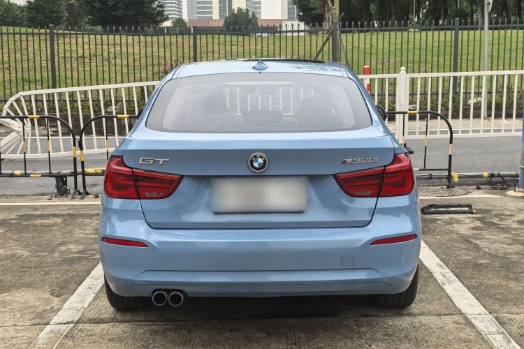 Used BMW 3 Series GT 2018 320i Sport Edition Exterior 8