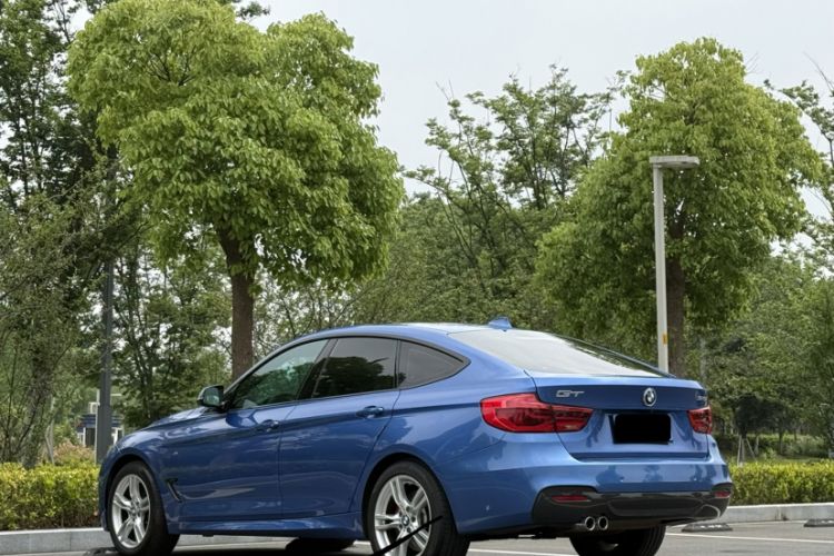 Used BMW 3 Series GT 2018 320i M Sport Edition Exterior 9