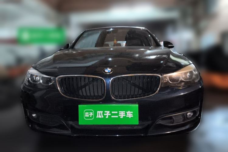 Used BMW 3 Series GT 2018 320i Sport Edition Front
