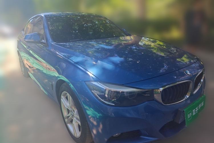 Used BMW 3 Series GT 2018 320i M Sport Edition Front Right 45 Deg