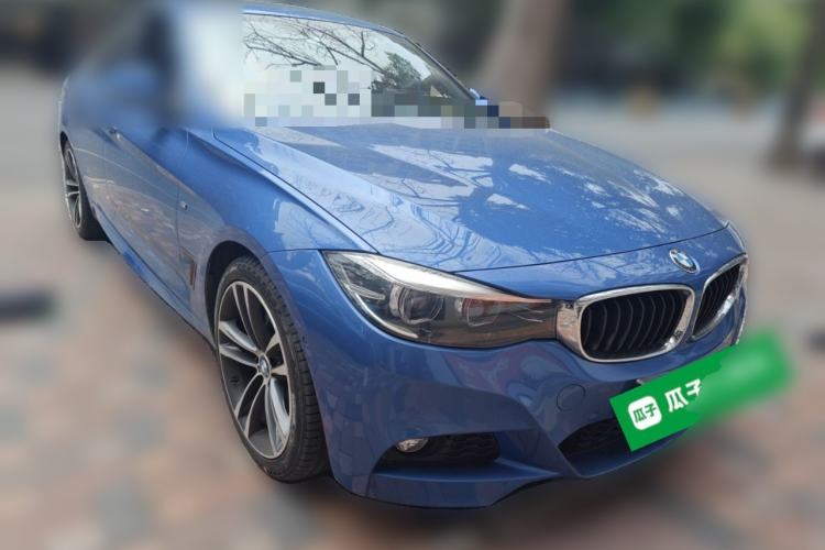 Used BMW 3 Series GT 2018 330i xDrive M Sport Edition Front Right 45 Deg