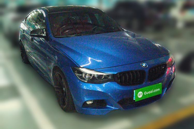 Used BMW 3 Series GT 2018 330i xDrive M Sport Edition Front Right 45 Deg