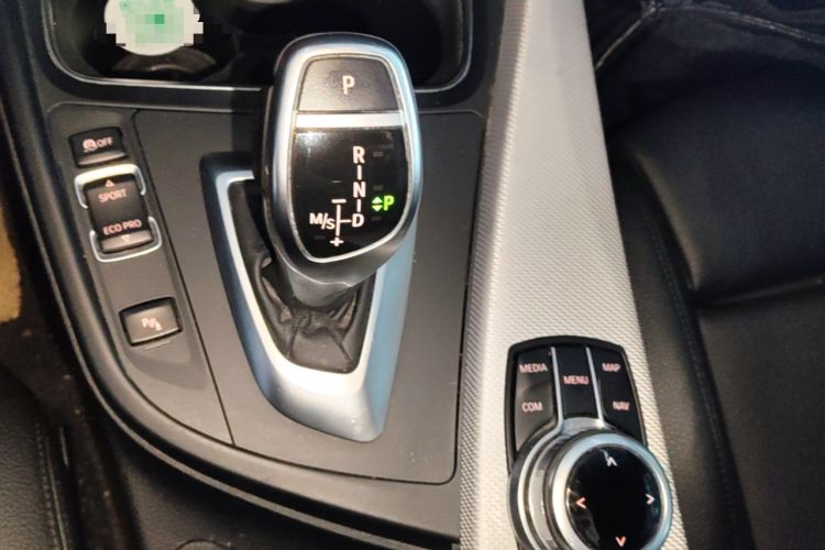 Used BMW 3 Series GT 2018 320i M Sport Edition Gear Lever