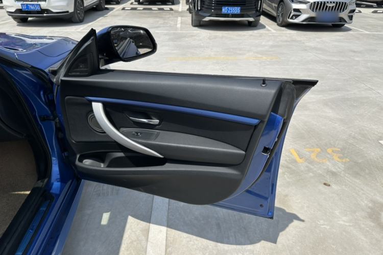 Used BMW 3 Series GT 2018 320i M Sport Edition Interior 12