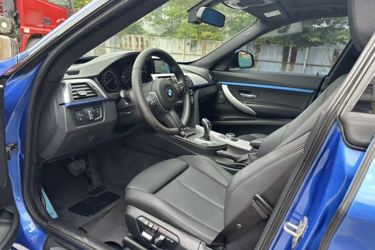 Used BMW 3 Series GT 2018 320i M Sport Edition Interior 3