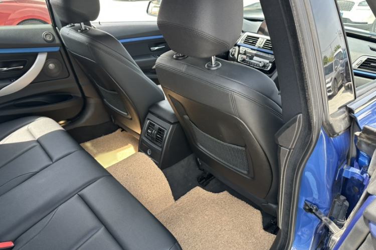 Used BMW 3 Series GT 2018 320i M Sport Edition Interior 8