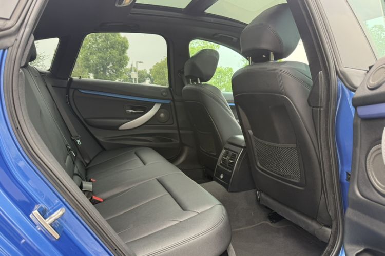 Used BMW 3 Series GT 2018 320i M Sport Edition Interior 8