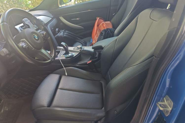 Used BMW 3 Series GT 2018 320i M Sport Edition Left Front Seat