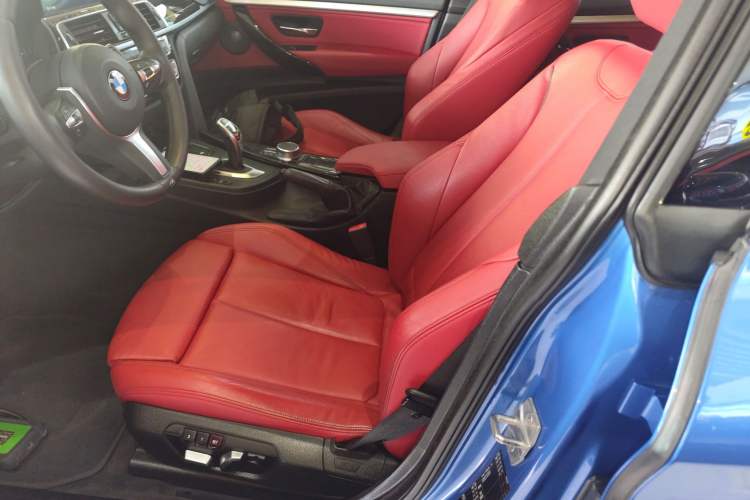 Used BMW 3 Series GT 2018 330i xDrive M Sport Edition Left Front Seat