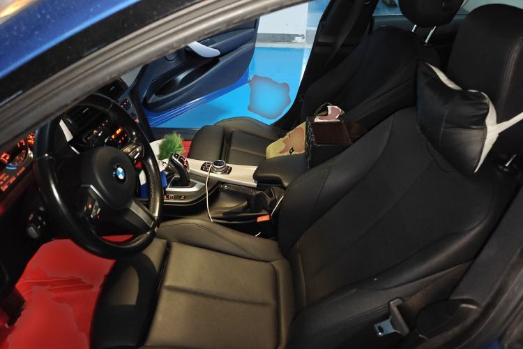 Used BMW 3 Series GT 2018 320i M Sport Edition Left Front Seat