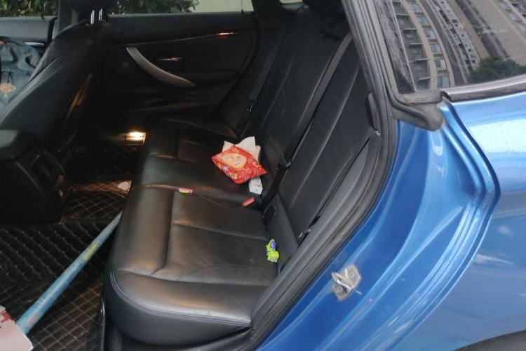 Used BMW 3 Series GT 2018 320i M Sport Edition Left Rear Seat