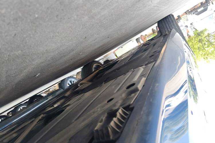 Used BMW 3 Series GT 2018 320i M Sport Edition Left Side Sill