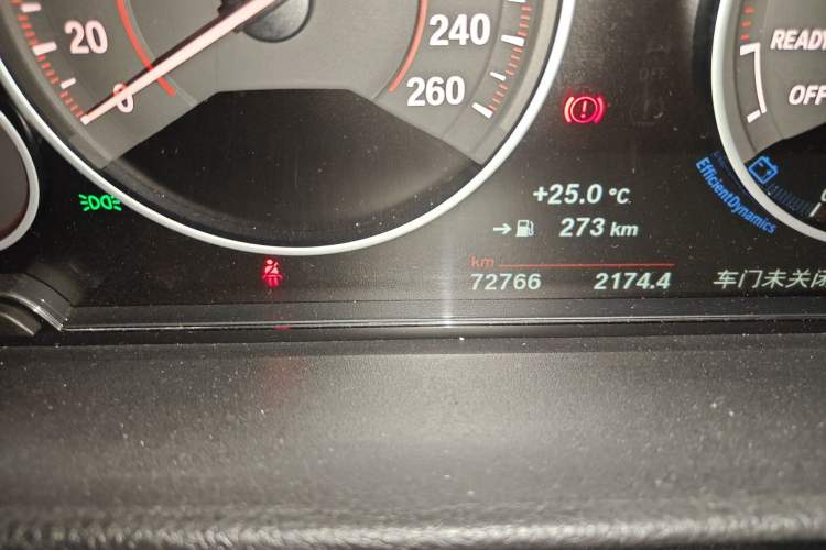 Used BMW 3 Series GT 2018 320i M Sport Edition Odometer Close Up