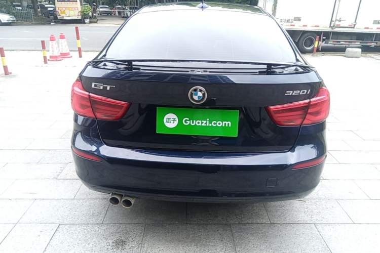 Used BMW 3 Series GT 2018 320i Sport Edition Rear