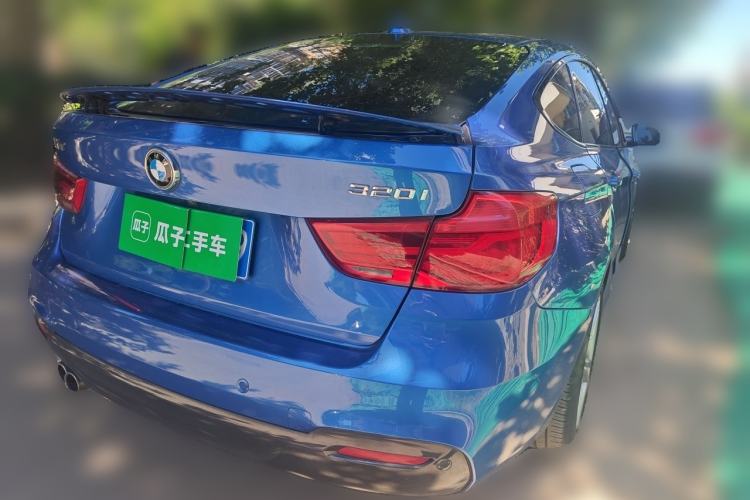 Used BMW 3 Series GT 2018 320i M Sport Edition Rear Right 45 Deg
