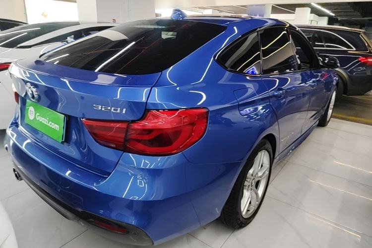 Used BMW 3 Series GT 2018 320i M Sport Edition Rear Right 45 Deg