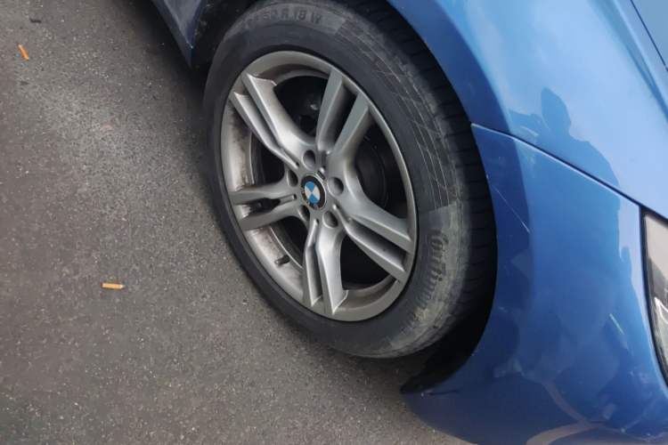 Used BMW 3 Series GT 2018 320i M Sport Edition Right Front Wheel Hub