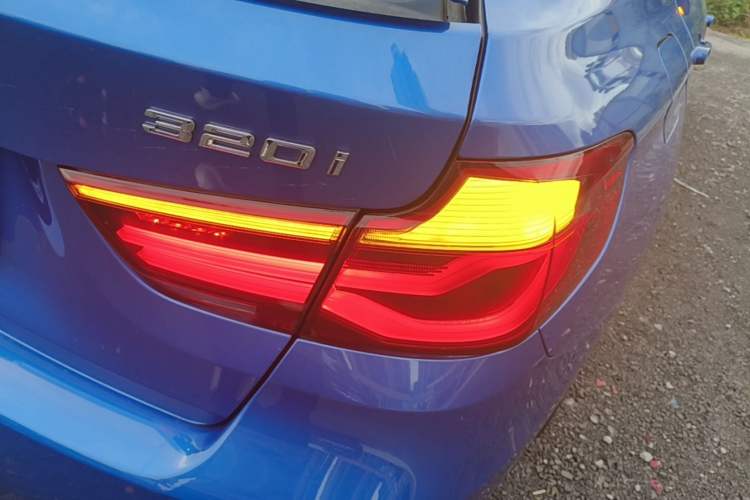 Used BMW 3 Series GT 2018 320i Sport Edition Right Rear Taillight