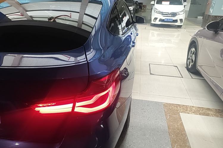 Used BMW 3 Series GT 2018 320i M Sport Edition Right Rear Taillight