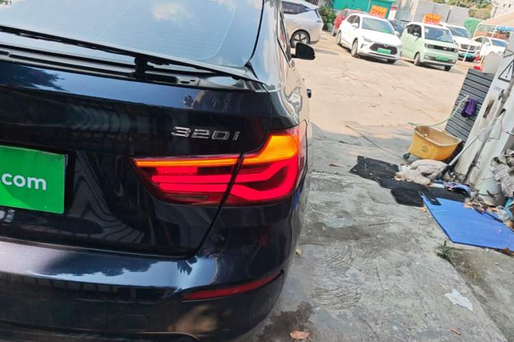 Used BMW 3 Series GT 2018 320i Sport Edition Right Rear Taillight