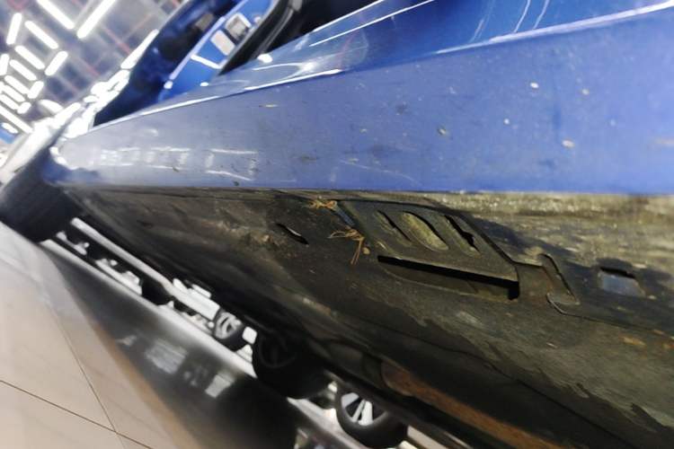 Used BMW 3 Series GT 2018 320i M Sport Edition Right Side Sill