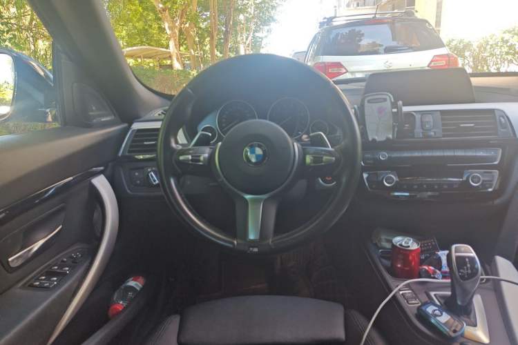 Used BMW 3 Series GT 2018 320i M Sport Edition Steering Wheel