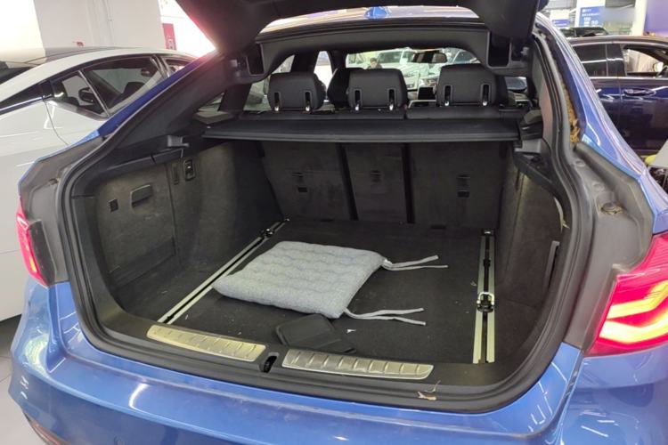 Used BMW 3 Series GT 2018 320i M Sport Edition Trunk