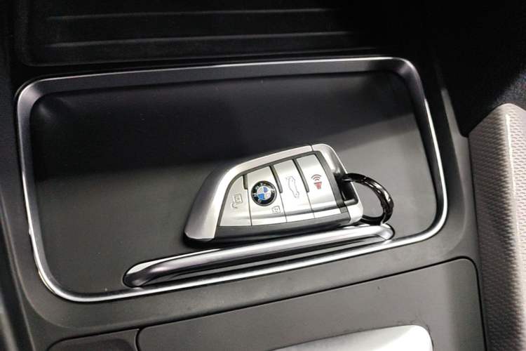 Used BMW 3 Series GT 2018 320i M Sport Edition Vehicle Key