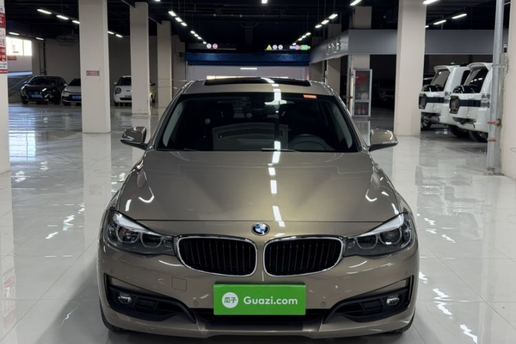 Used BMW 3 Series GT 2018 320i Sport Edition Exterior 1