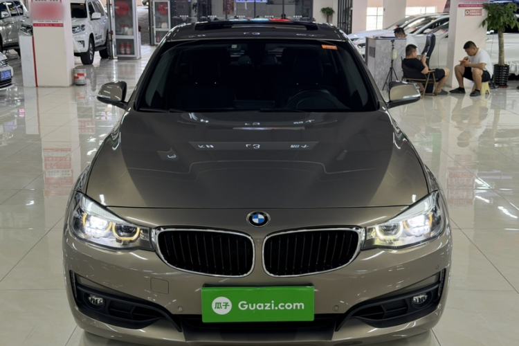 Used BMW 3 Series GT 2018 320i Sport Edition Exterior 1