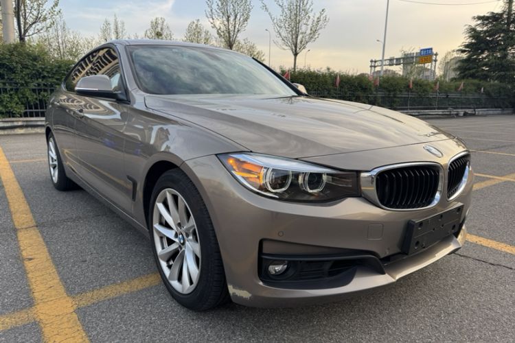 Used BMW 3 Series GT 2018 320i Sport Edition Exterior 2