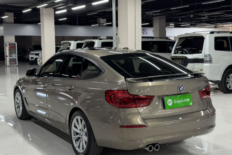 Used BMW 3 Series GT 2018 320i Sport Edition Exterior 4
