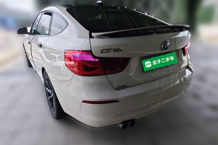Used BMW 3 Series GT 2018 320i Sport Edition Rear Left 45 Deg