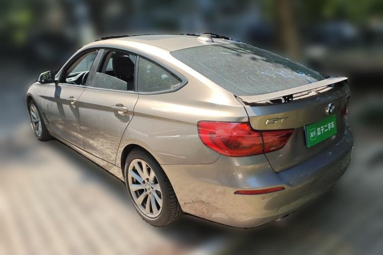 Used BMW 3 Series GT 2018 320i Sport Edition Rear Left 45 Deg