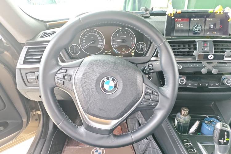 Used BMW 3 Series GT 2018 320i Sport Edition Steering Wheel