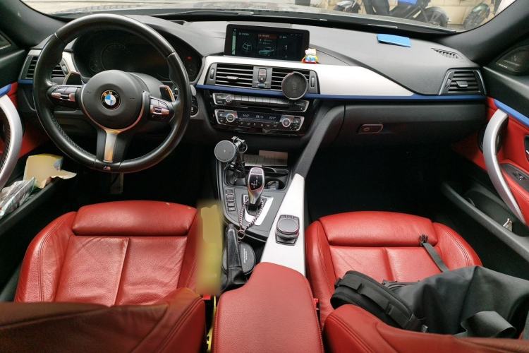 Used BMW 3 Series GT 2018 330i xDrive M Sport Edition Center Console