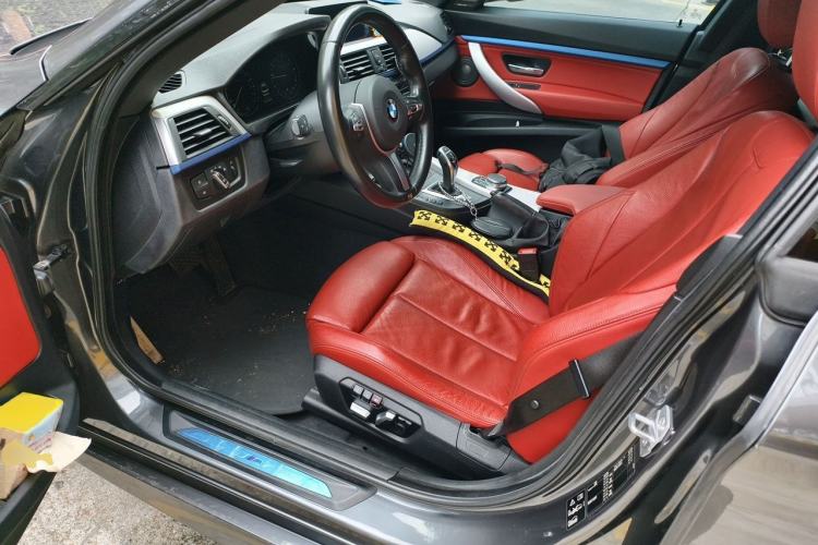 Used BMW 3 Series GT 2018 330i xDrive M Sport Edition Driver Seat